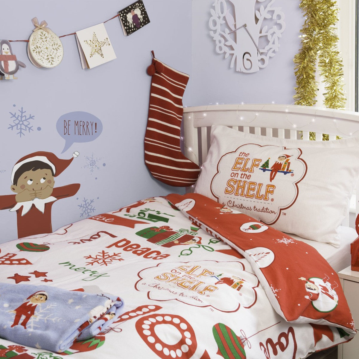 Elf On The Shelf A Christmas Tradition Reversible Duvet Cover Set